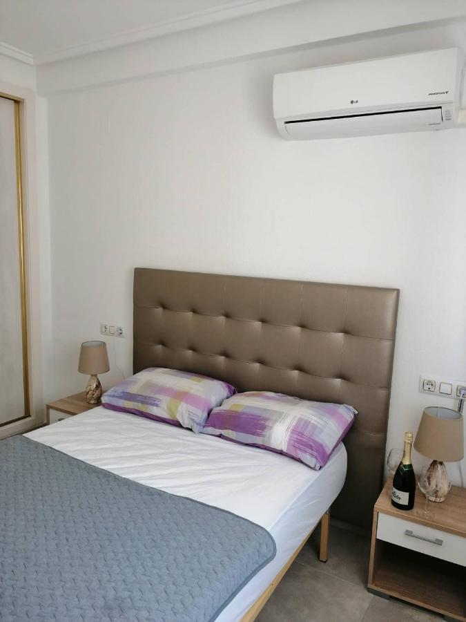 Vero Vijola in Torrevieja Exterior foto